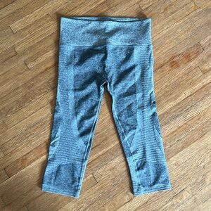 Danskin cropped leggings